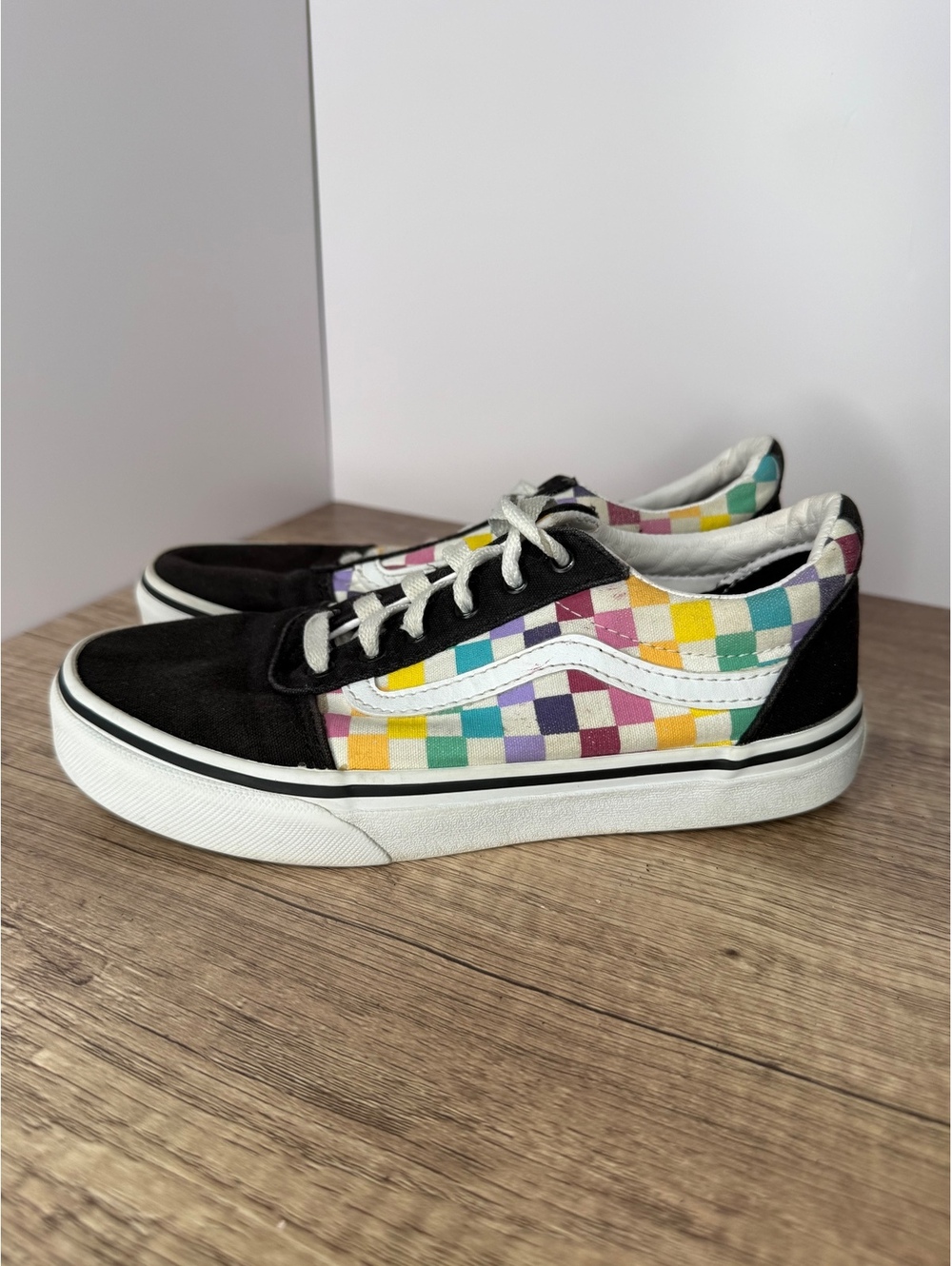 Vans Old Skool Rainbow Checkerboard Kids Size 3 Black Multi 500714